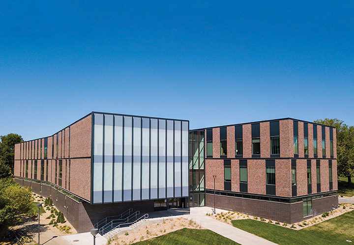 UNK STEM Discovery Hall Exterior